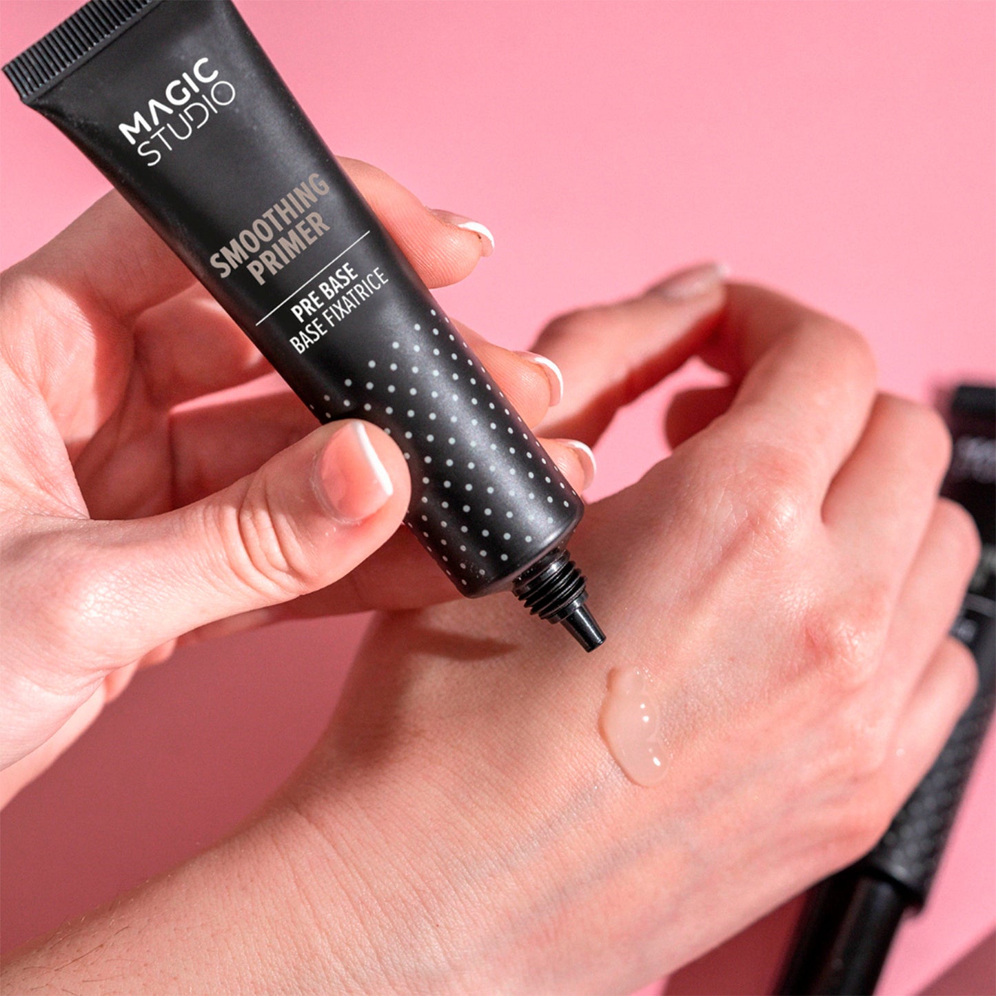 Magic Studio smoothing primer