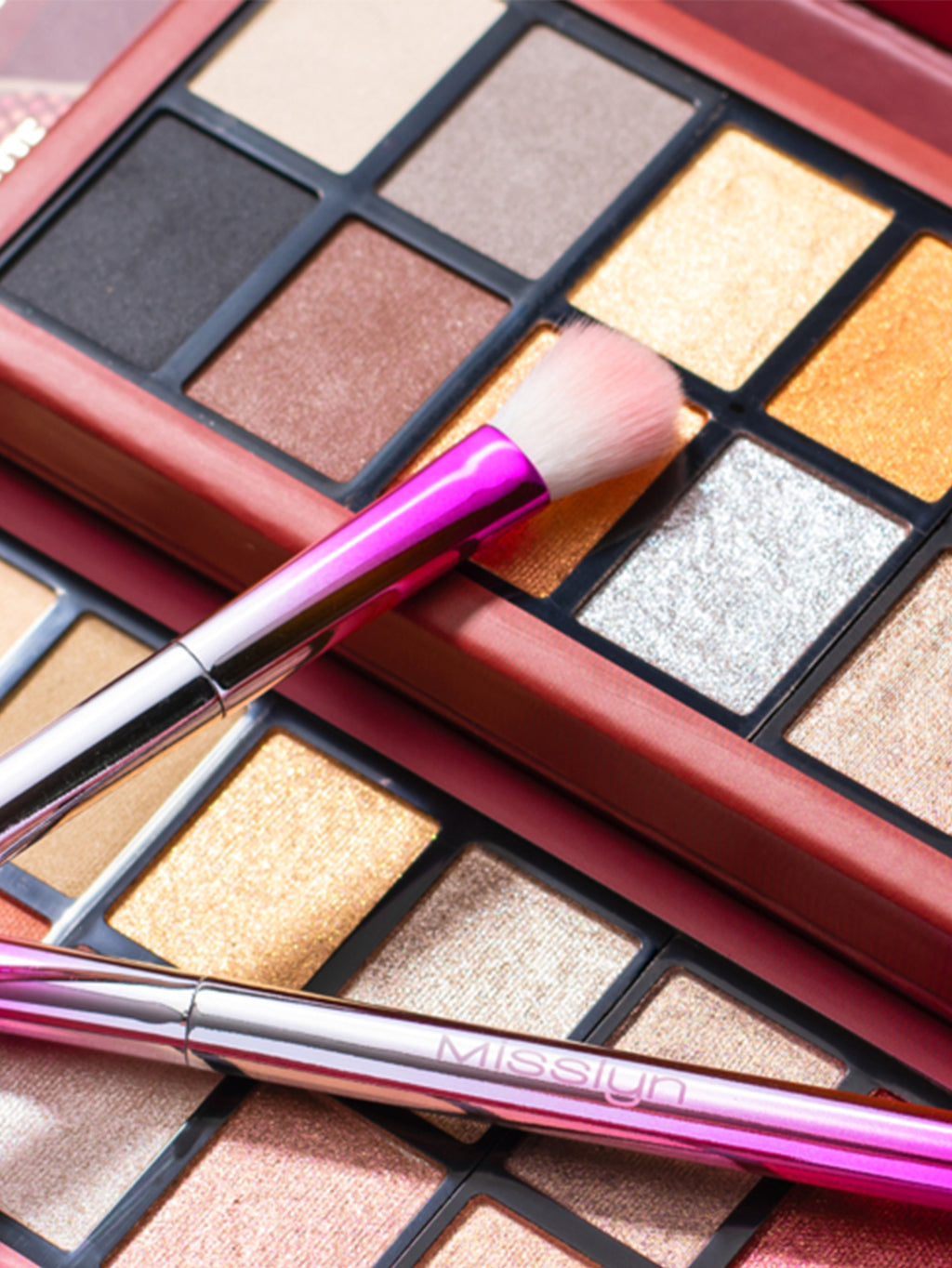 Misslyn Desert Night Metallic Eyeshadow Palette Burning Desire