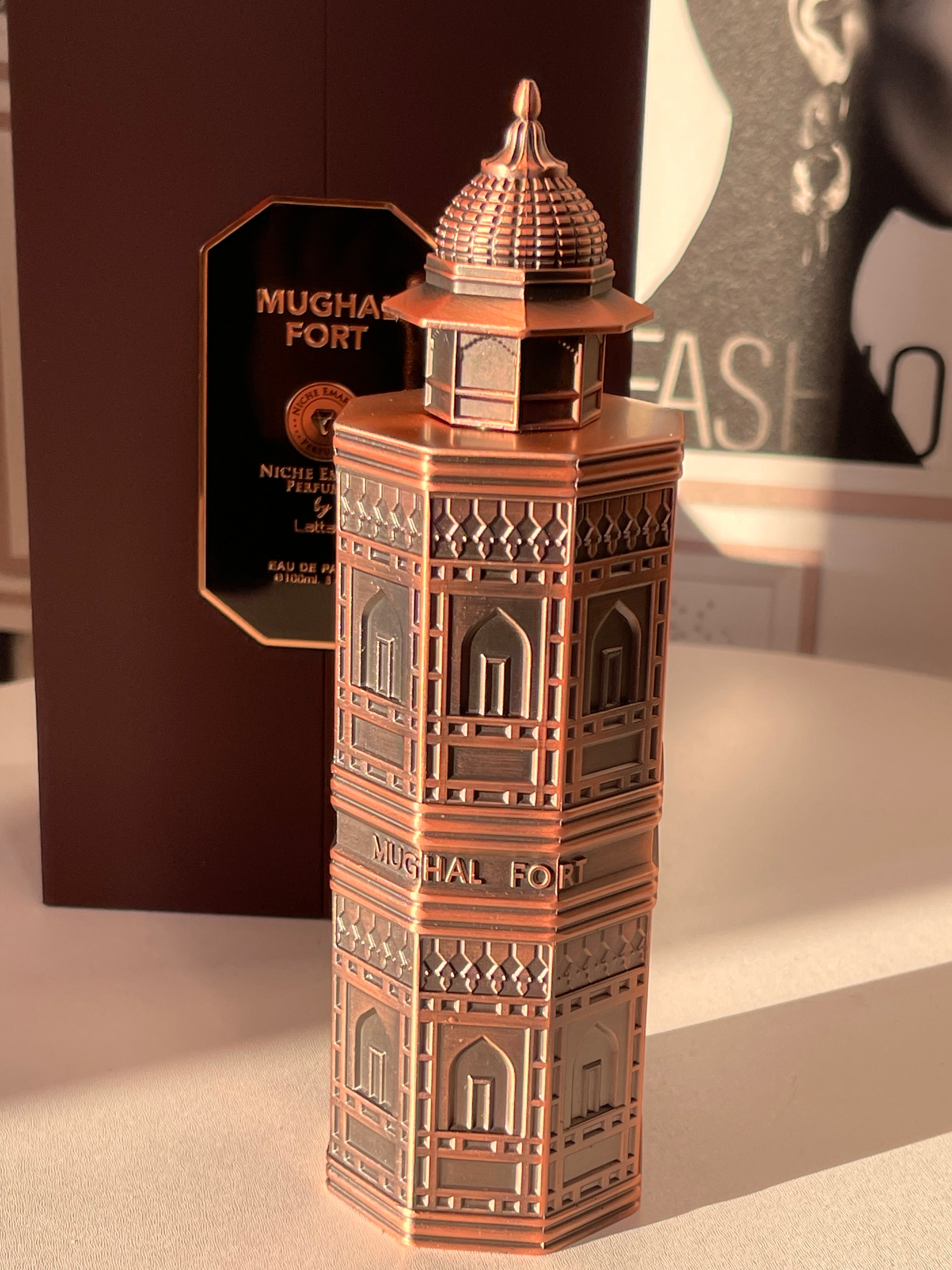 Niche Emarati Mughal Fort edp 100ml by Lattafa