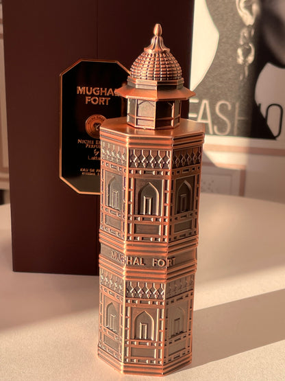 Niche Emarati Mughal Fort EDP 100ml de Lattafa